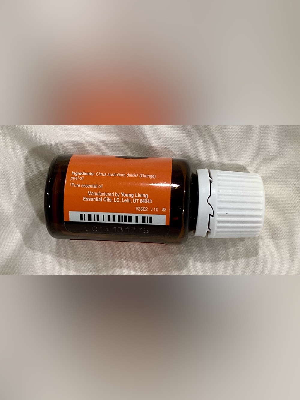 Young Living Orange Essential Oil 15 ml- BRAND NEW UNOPENED SEALED BOTTLE - Picture 2 of 5